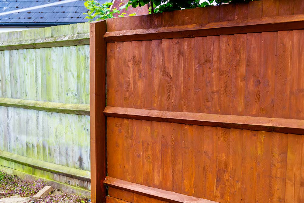 Customer Palatine Shed paint & Fence Paint Image Brown